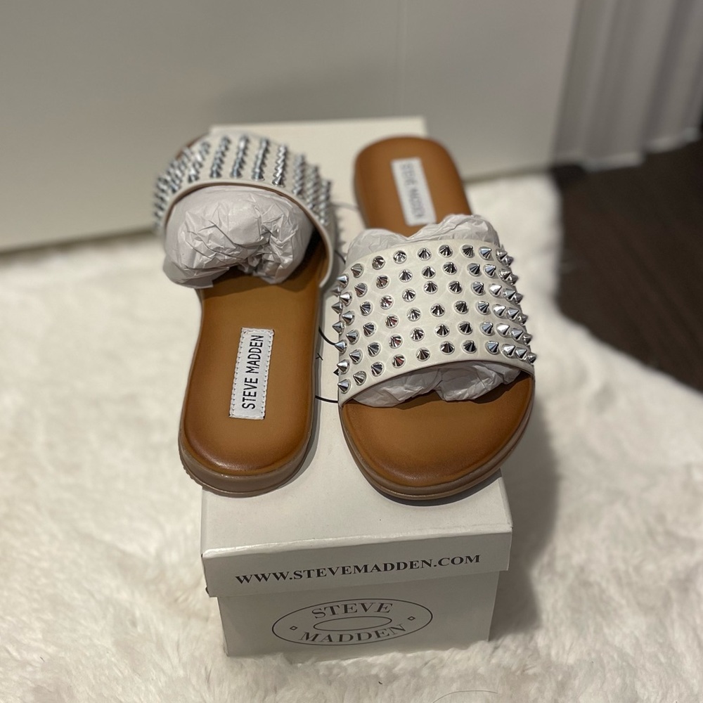 Steve Madden flats